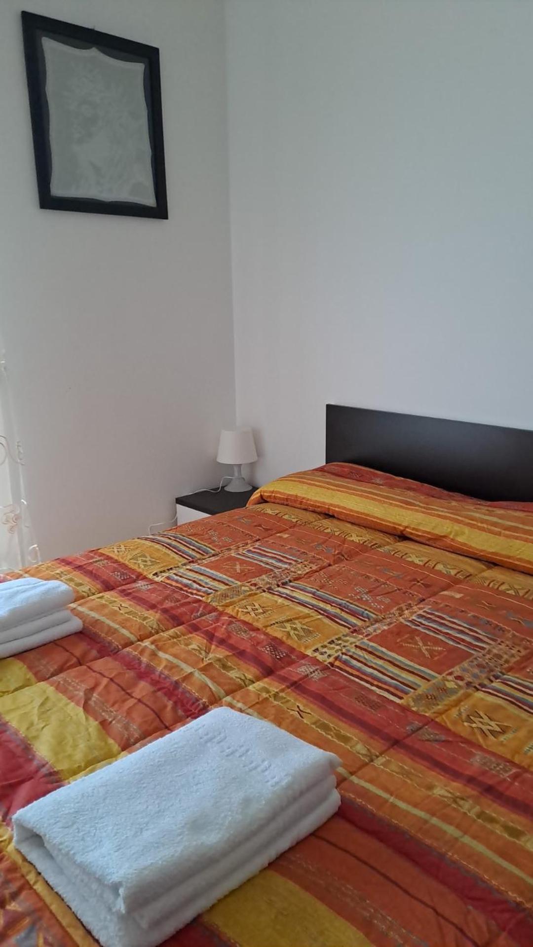Guesthouse Affittacamere Padre Pio Morcone Centro Eksteriør bilde